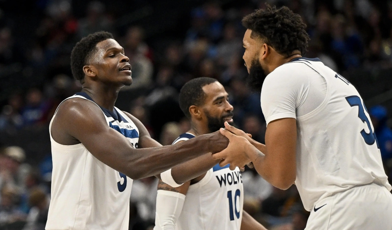 关于赛前休斯敦火箭备战欧超杯；扳平良机细节曝光；底气十足；更衣室氛围转暖的信息-欧博娱乐